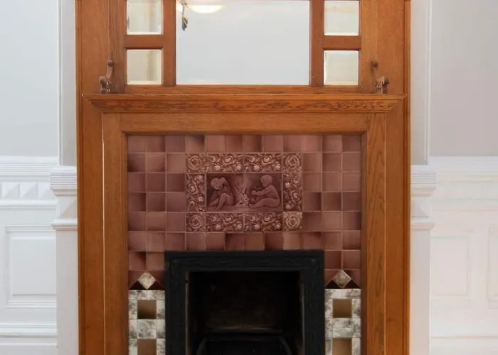 Gorgeous Victorian Flat