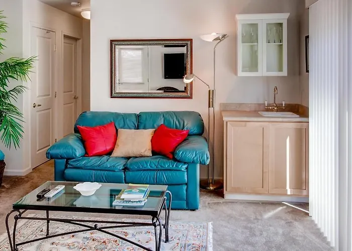 Serene Bungalow-Style Home In Point Reyes Station!